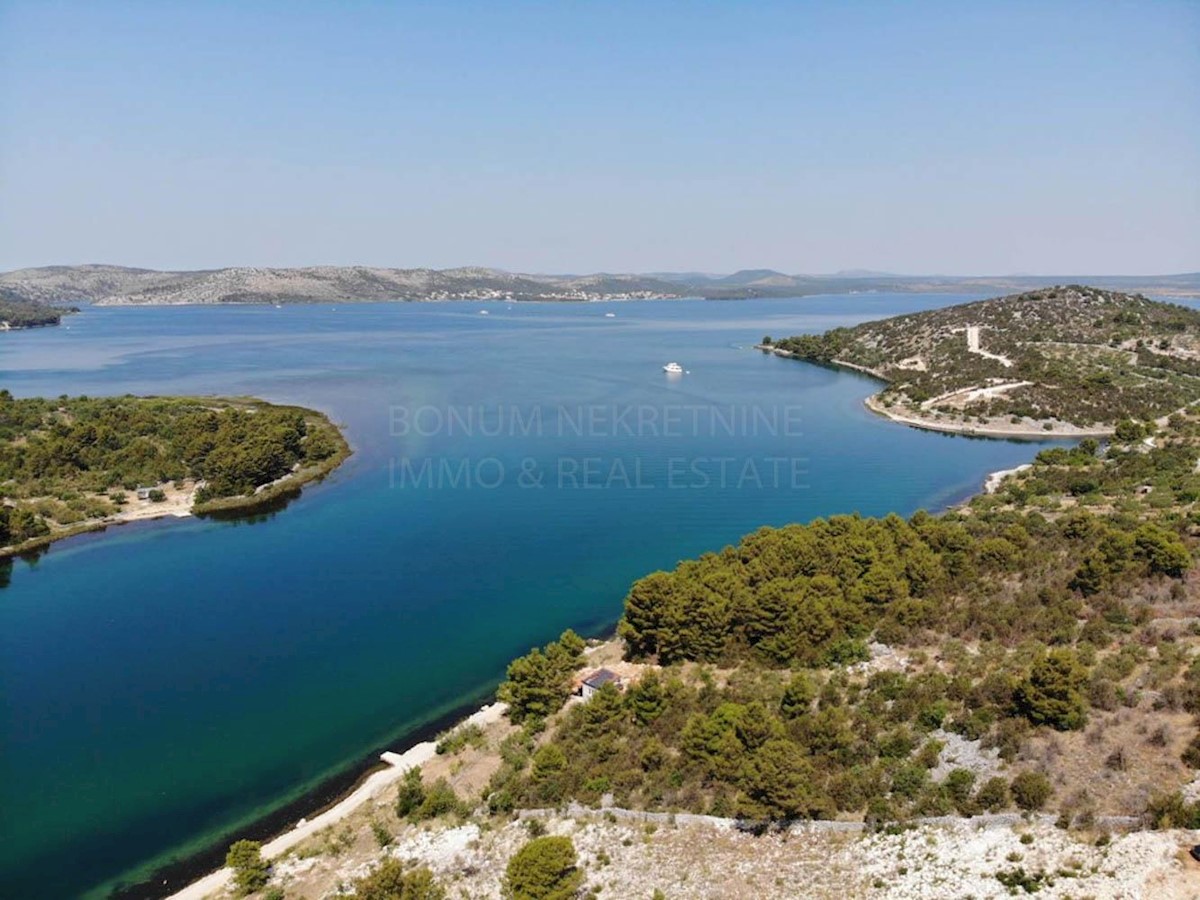 Terreno In vendita - ŠIBENSKO-KNINSKA  ŠIBENIK 