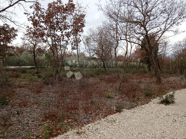 Zemljište na prodaju 603 m² – Vodnjan