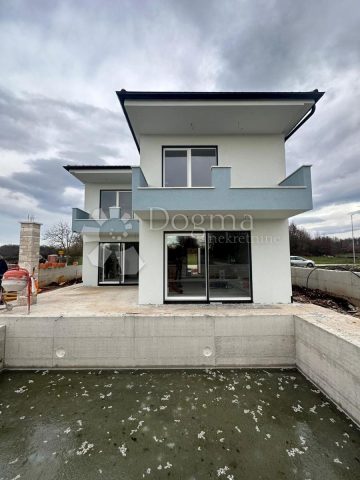 Casa in vendita 120 m² – Bričanci