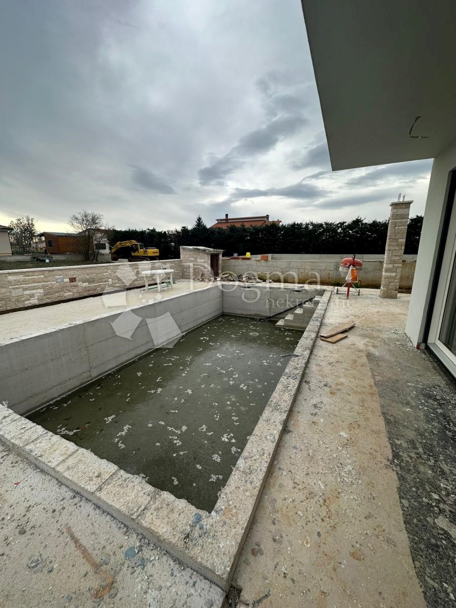 Casa In vendita - ISTARSKA  SVETVINČENAT 