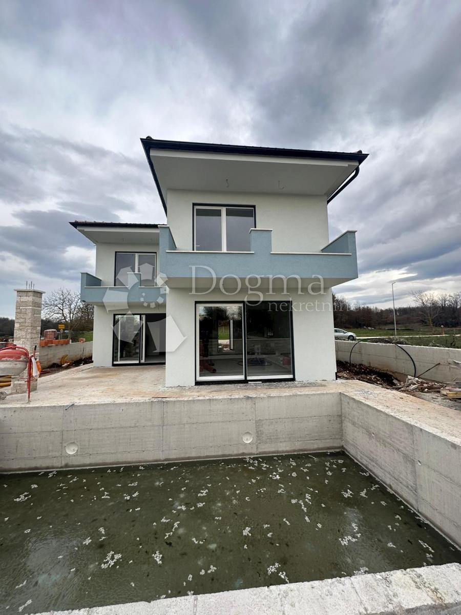 Casa In vendita - ISTARSKA  SVETVINČENAT 