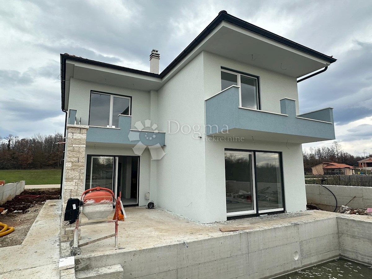 Casa In vendita - ISTARSKA  SVETVINČENAT 