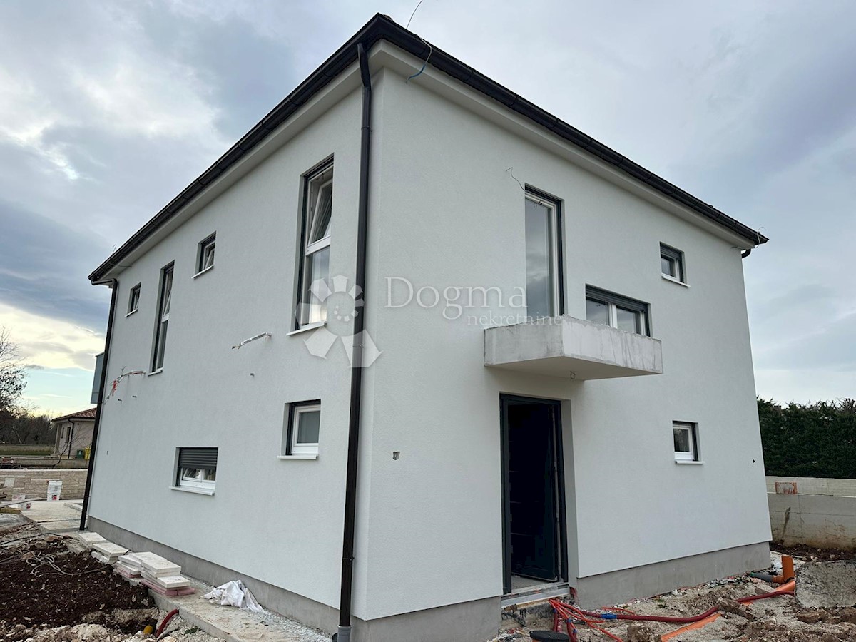 Casa In vendita - ISTARSKA  SVETVINČENAT 