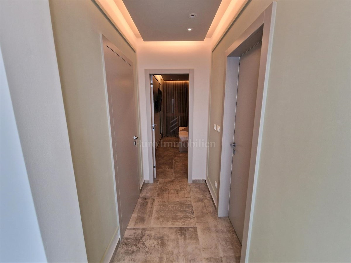 Flat For sale - PRIMORSKO-GORANSKA  KRK 