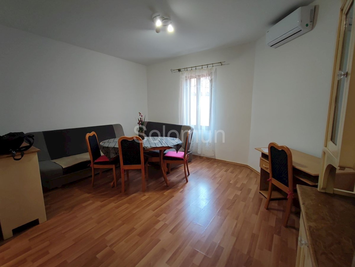 Mieszkanie Na sprzedaż - ISTARSKA  ROVINJ 