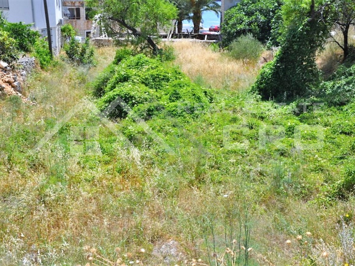 Land For sale - SPLITSKO-DALMATINSKA  BRAČ 