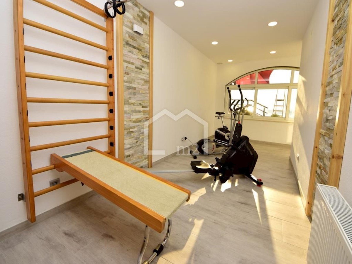 Maison À vendre - SPLITSKO-DALMATINSKA  MAKARSKA 