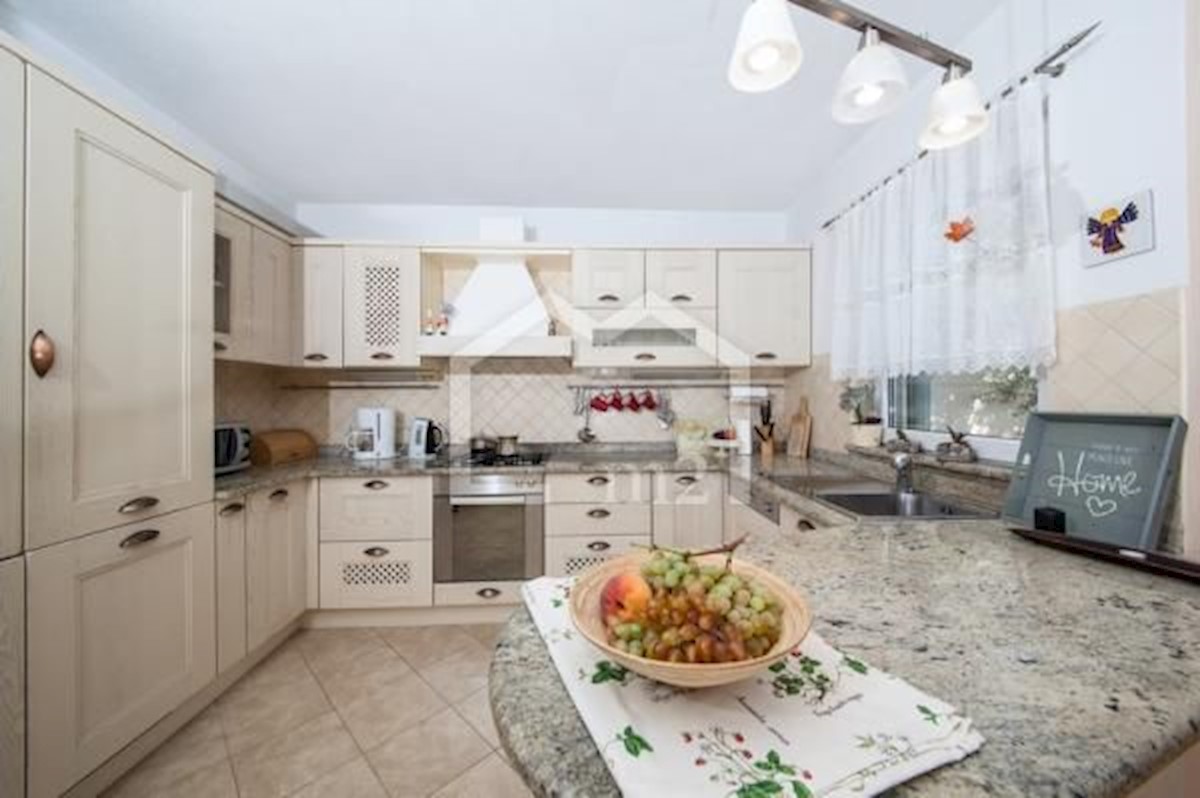 Maison À vendre - SPLITSKO-DALMATINSKA  MAKARSKA 