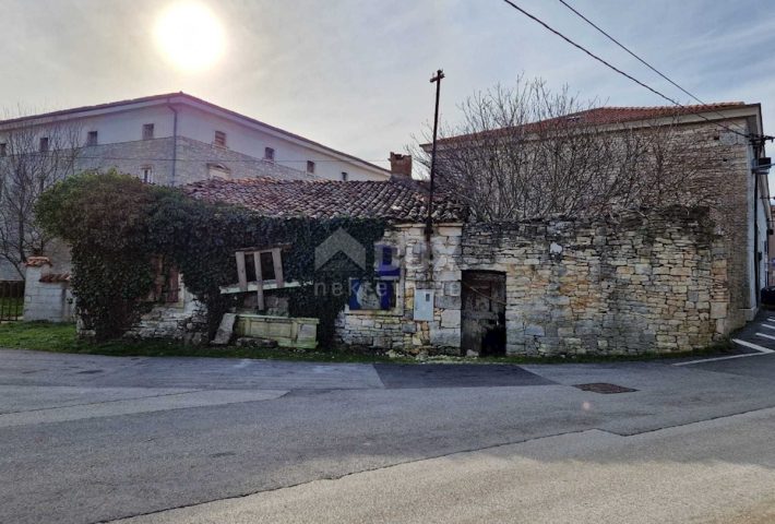Haus Zu verkaufen - Istarska Svetvinčenat - foto 2/4