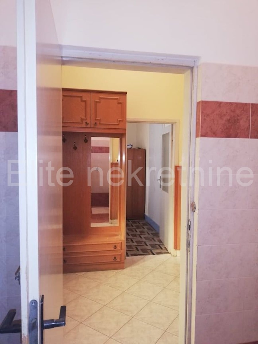 Apartma Na predaj - ISTARSKA  PULA 