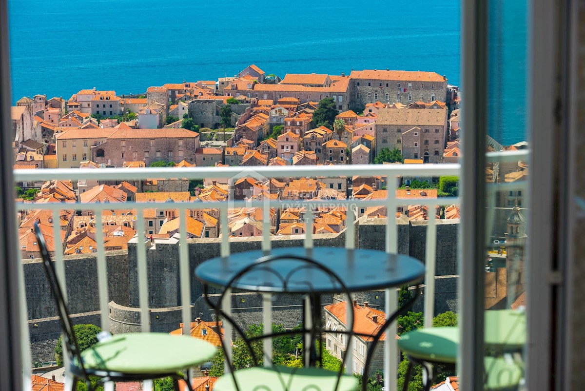 Flat For sale - DUBROVAČKO-NERETVANSKA  DUBROVNIK 