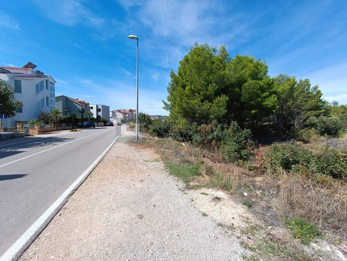 Pozemek Na prodej - ŠIBENSKO-KNINSKA  VODICE 