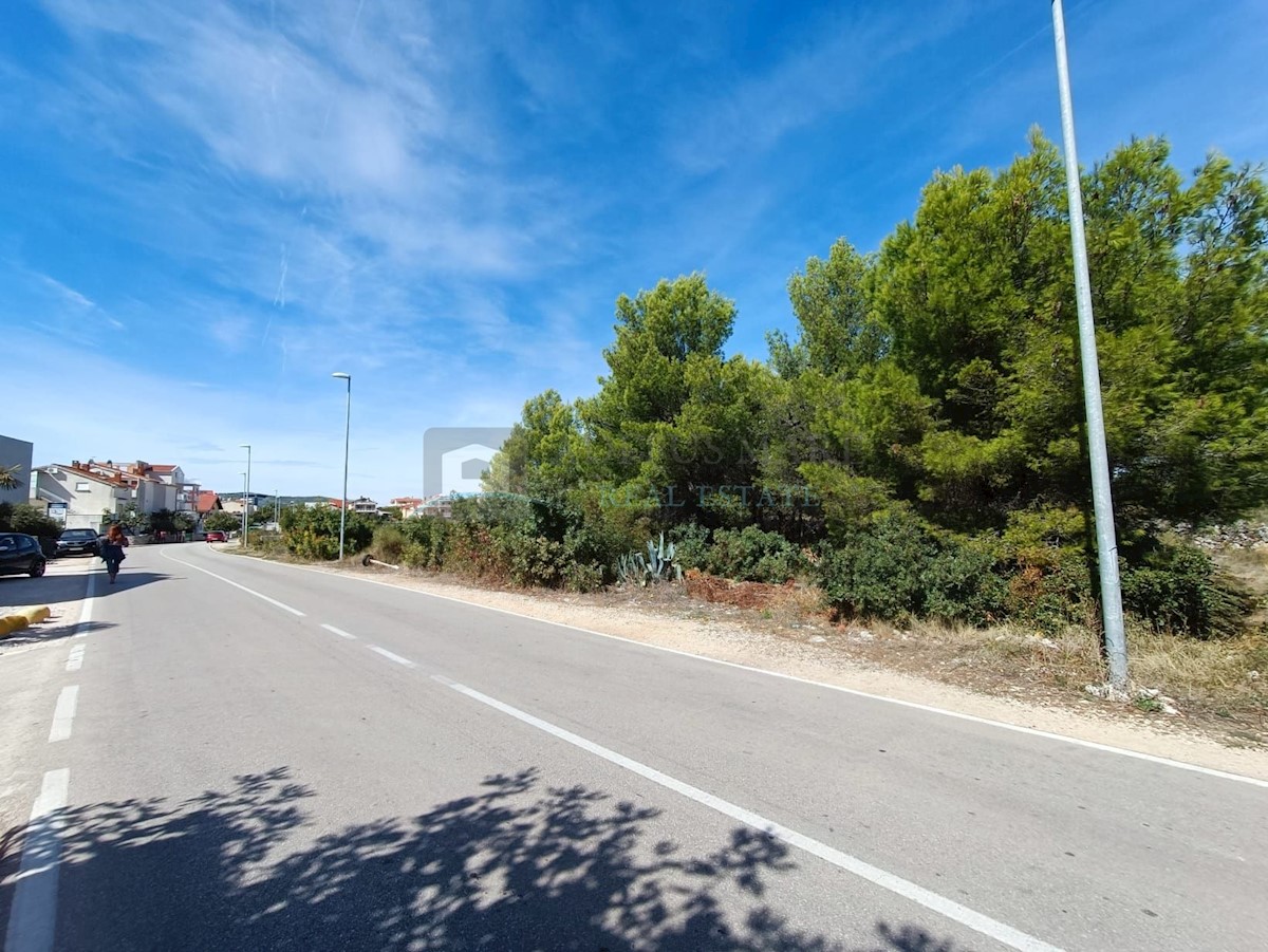 Pozemek Na prodej - ŠIBENSKO-KNINSKA  VODICE 