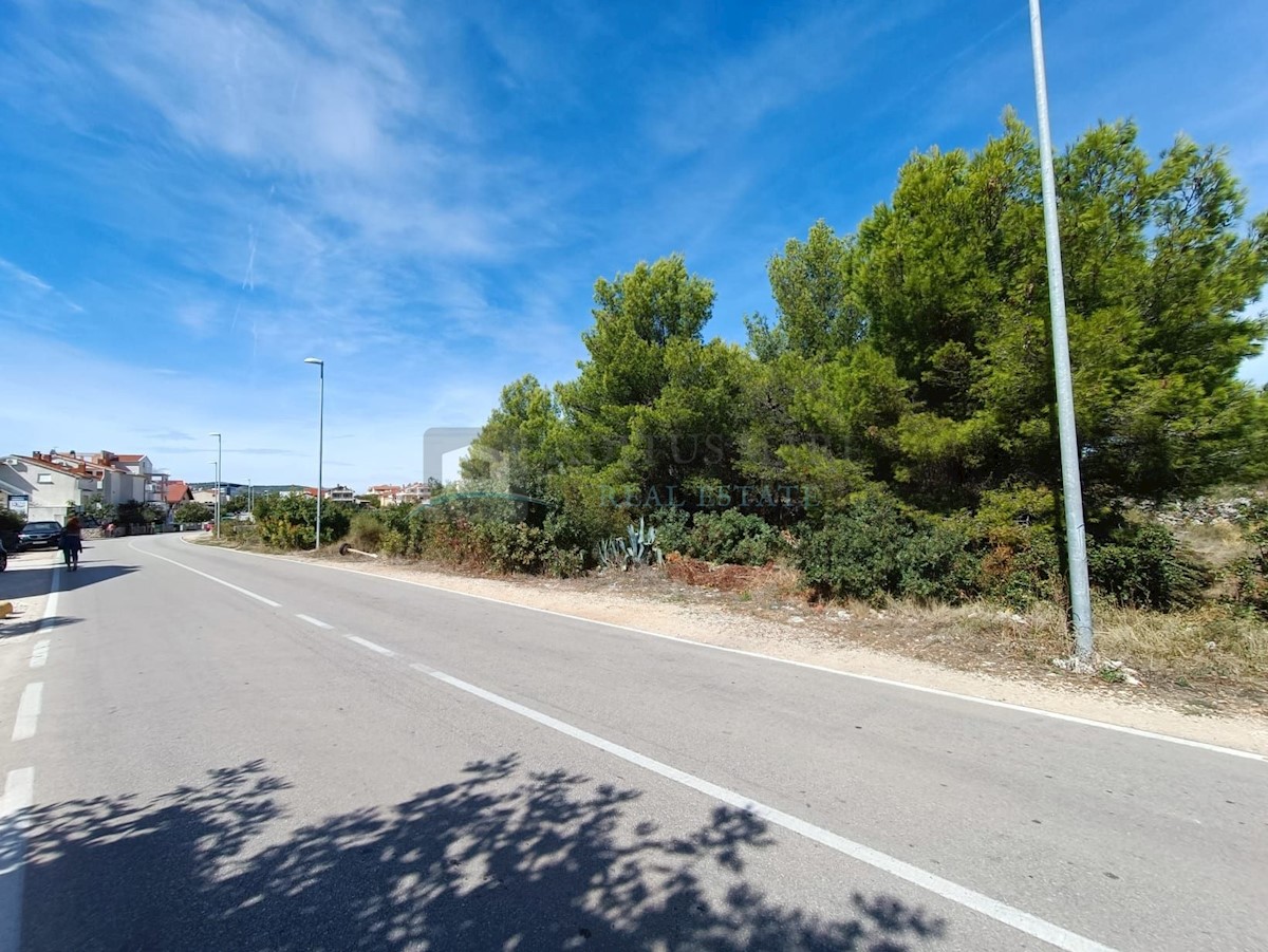 Pozemek Na prodej - ŠIBENSKO-KNINSKA  VODICE 