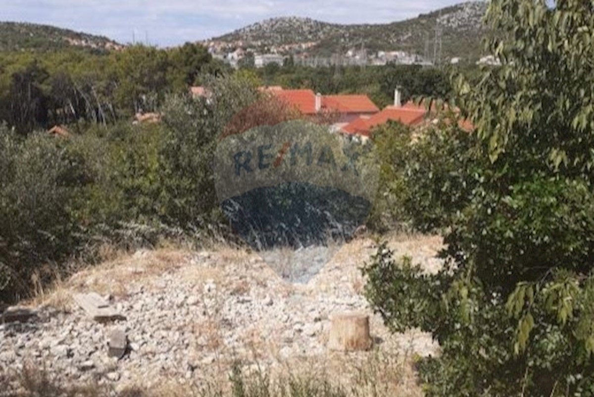 Zemljište Na prodaju - ŠIBENSKO-KNINSKA  ŠIBENIK 