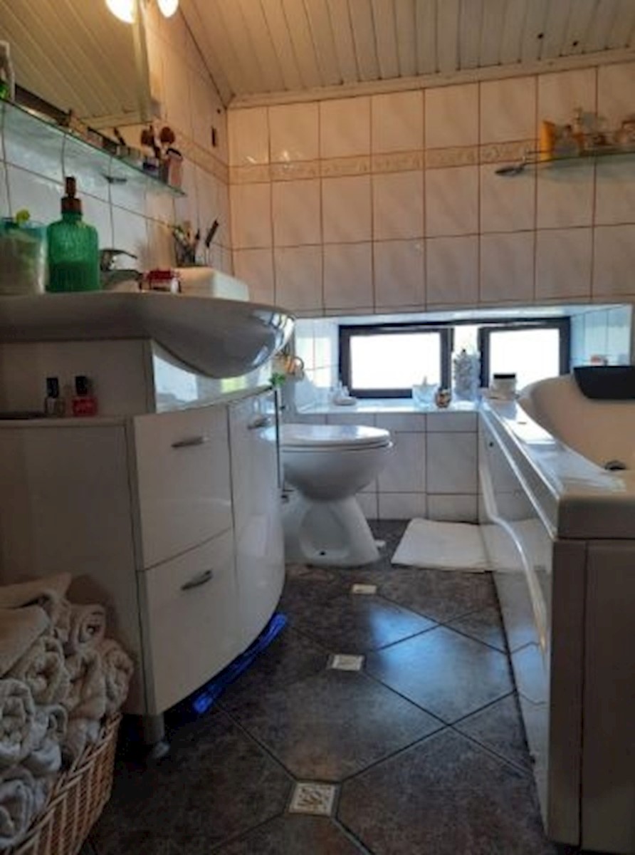 Apartma Naprodaj - ISTARSKA  Pula