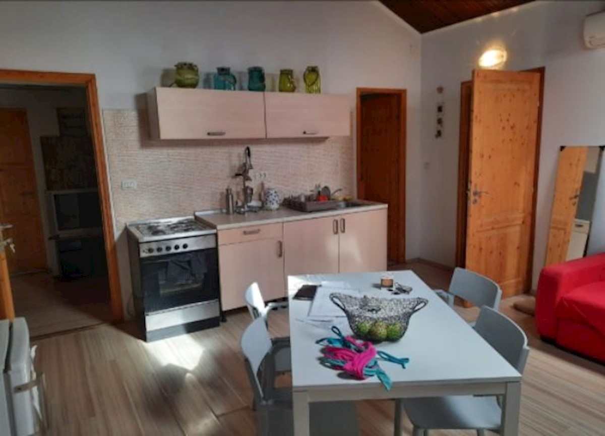 Flat For sale - ISTARSKA  PULA 