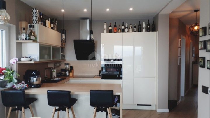 Stan na prodaju 85 m² – Pobri