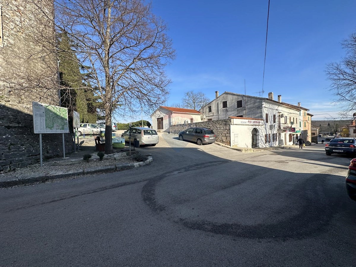 Komerčné Na predaj - ISTARSKA  ŽMINJ 