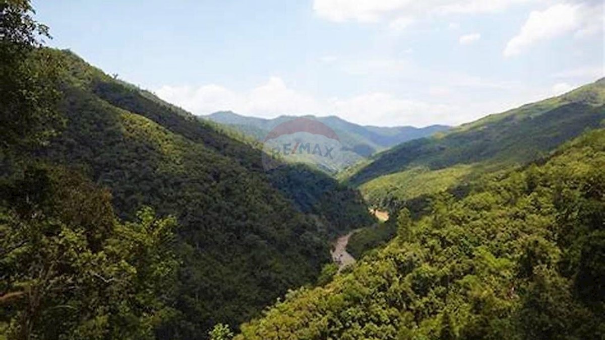 Parcela Naprodaj - ISTARSKA  Oprtalj