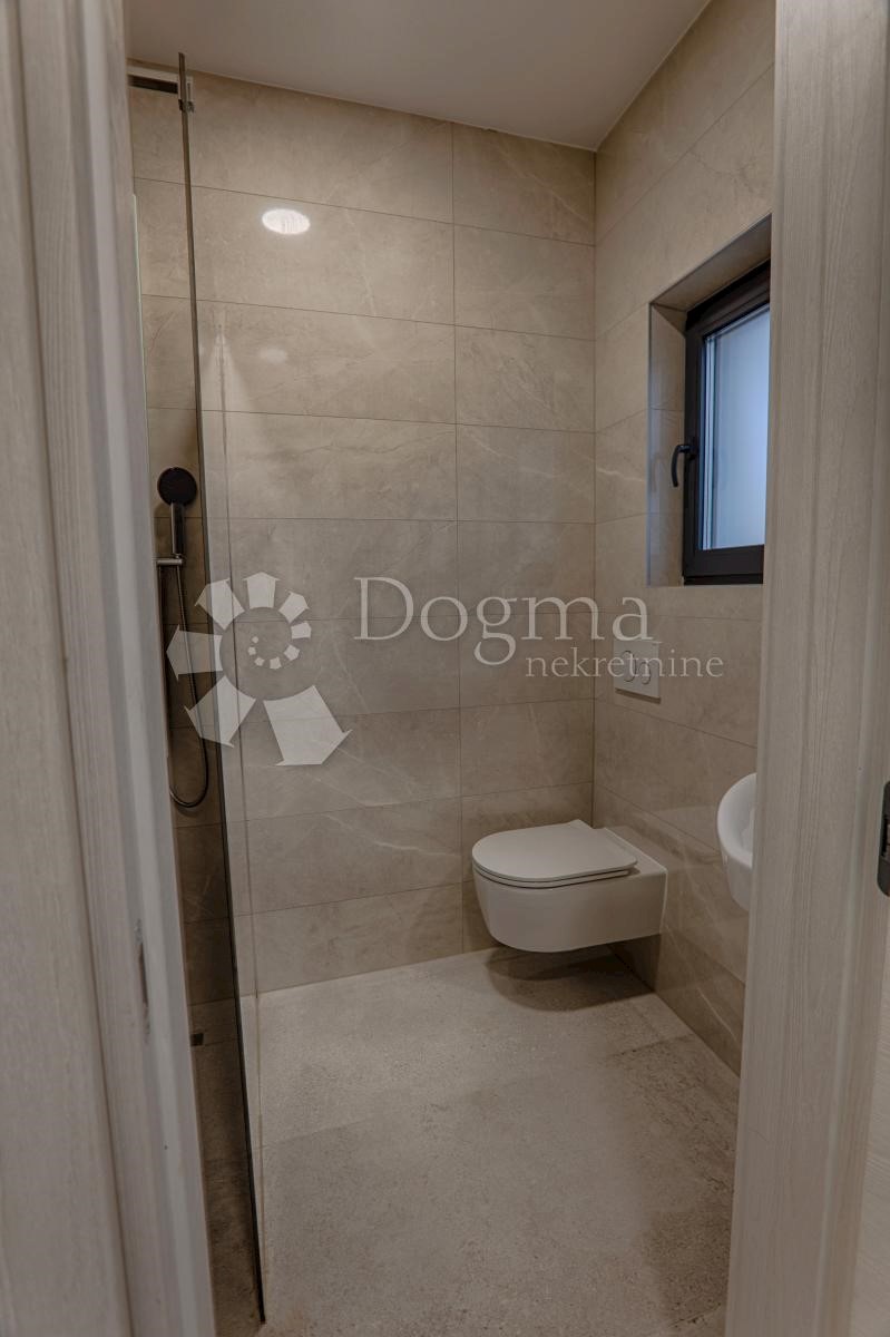 Flat For sale - ŠIBENSKO-KNINSKA  VODICE 