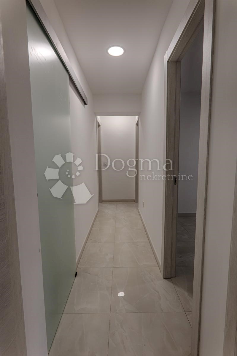 Flat For sale - šibensko-kninska Vodice - foto 5/14