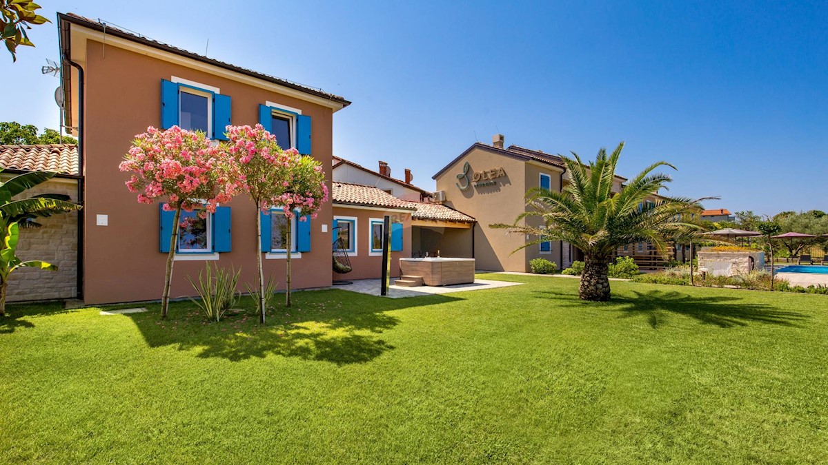Haus Zu verkaufen - ISTARSKA  POREČ 