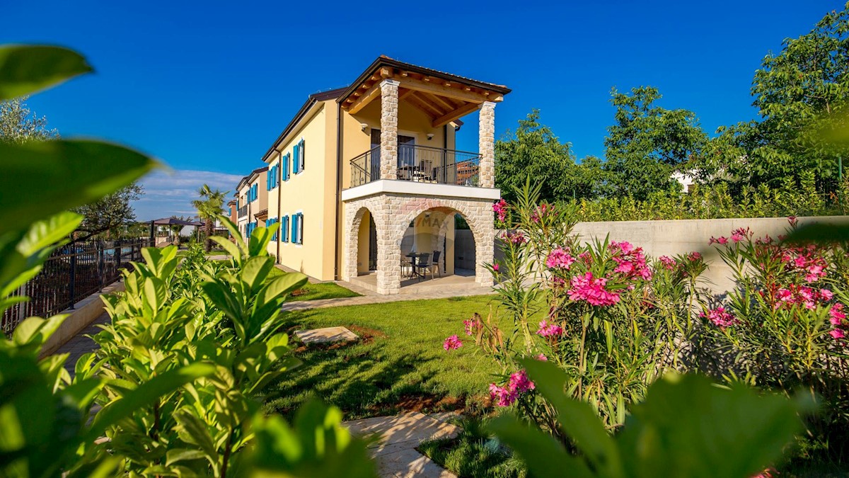 Haus Zu verkaufen - Istarska Poreč - foto 2/28