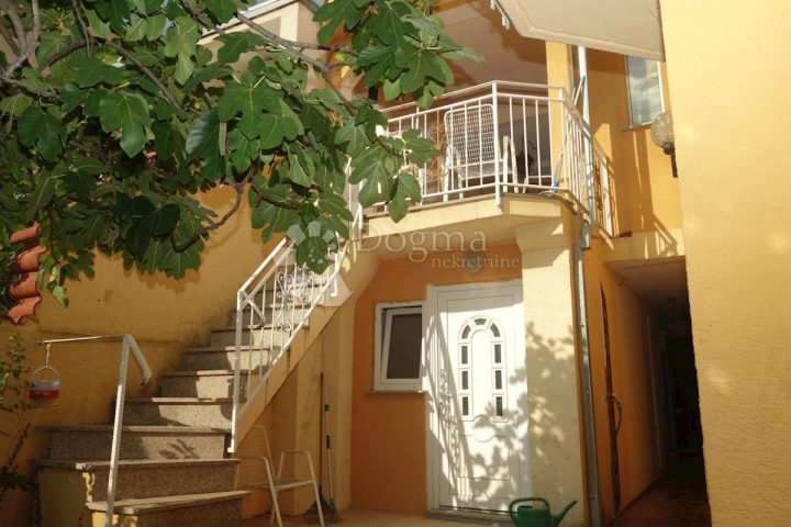 Hiša Naprodaj - Primorsko-goranska Crikvenica - foto 4/23