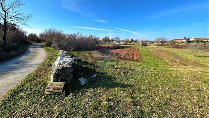 Grundstück Zu verkaufen - Istarska Svetvinčenat - foto 3/6