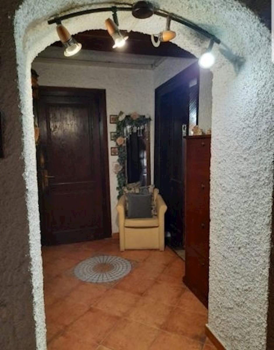 Flat For sale - ISTARSKA  PULA 