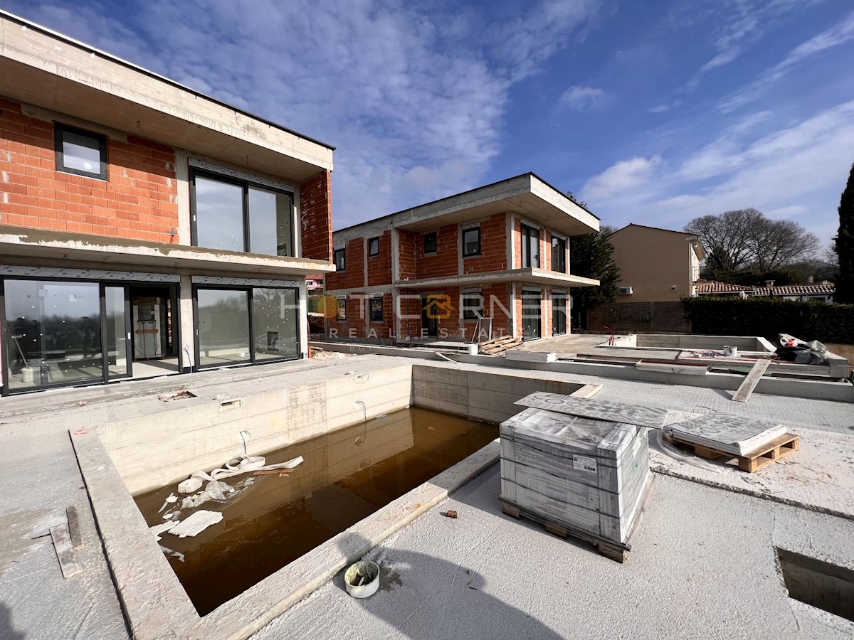 Maison À vendre - ISTARSKA  SVETVINČENAT 