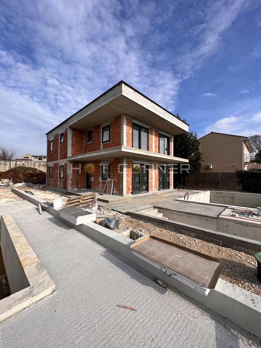 Maison À vendre - ISTARSKA  SVETVINČENAT 