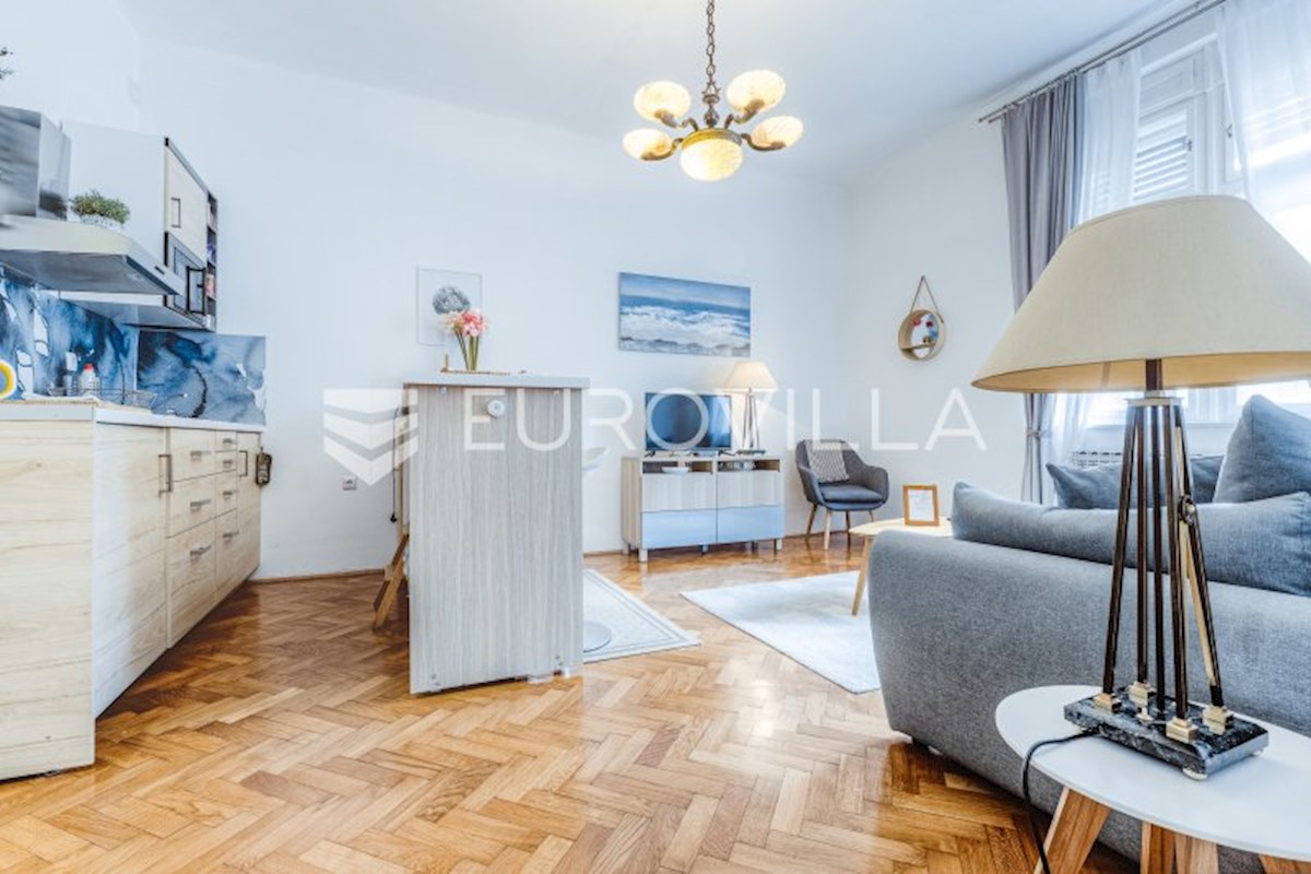 Apartmán Na predaj - GRAD ZAGREB  ZAGREB 