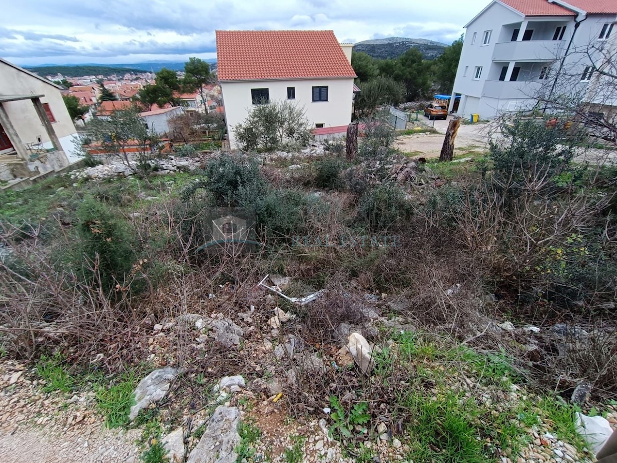 Zemljište Na prodaju - ŠIBENSKO-KNINSKA  ŠIBENIK 