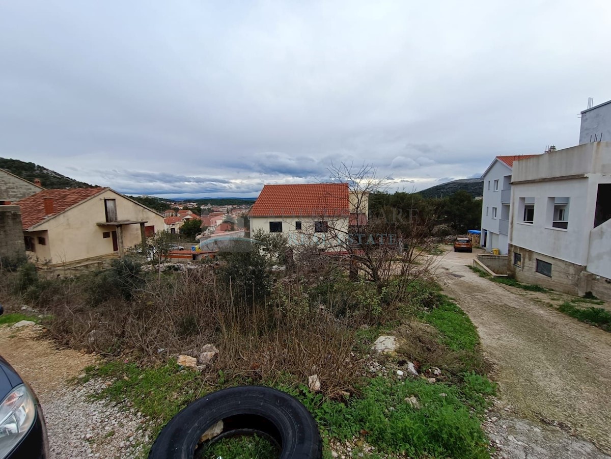 Zemljište Na prodaju - ŠIBENSKO-KNINSKA  ŠIBENIK 