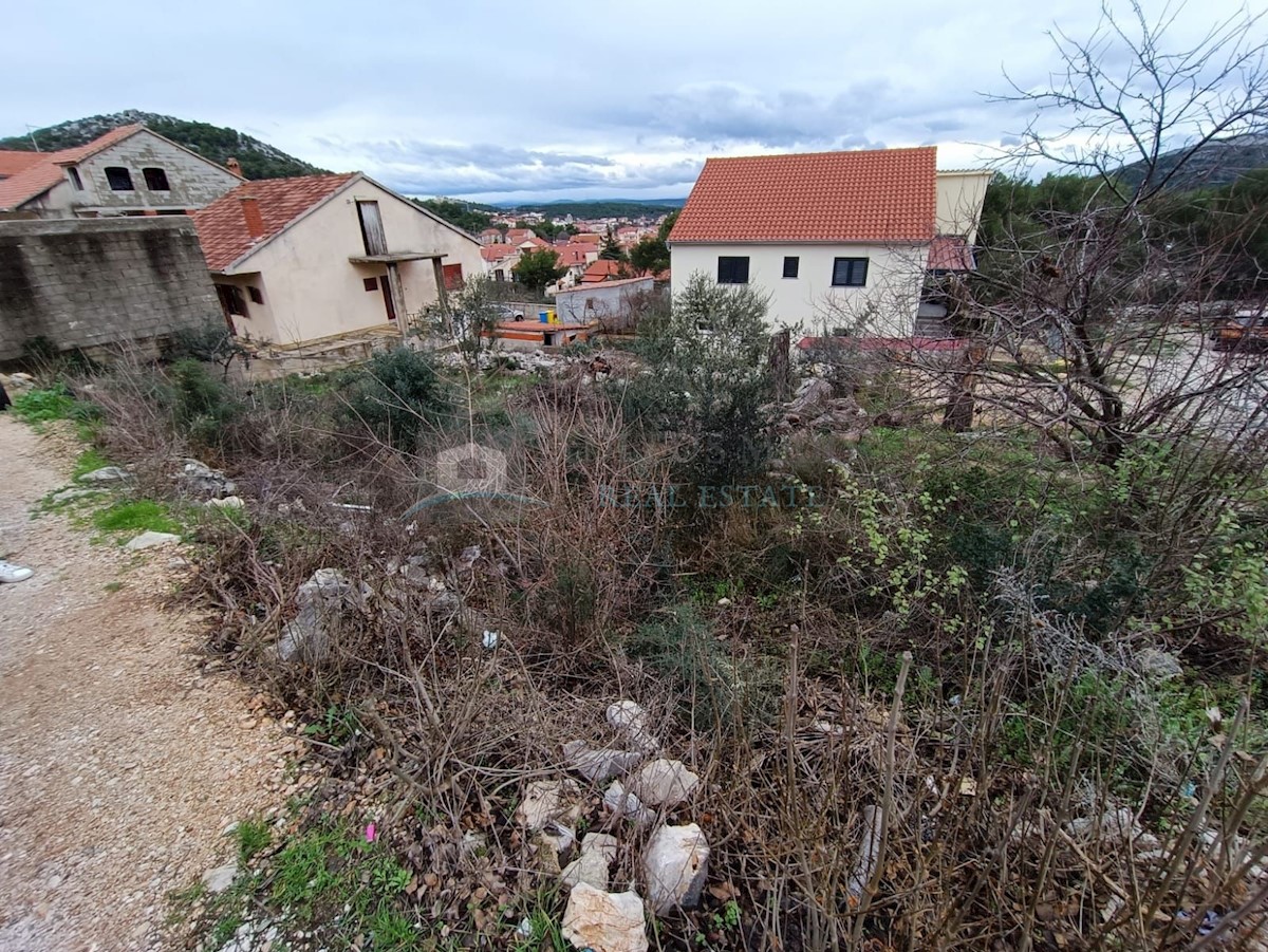 Zemljište Na prodaju - ŠIBENSKO-KNINSKA  ŠIBENIK 