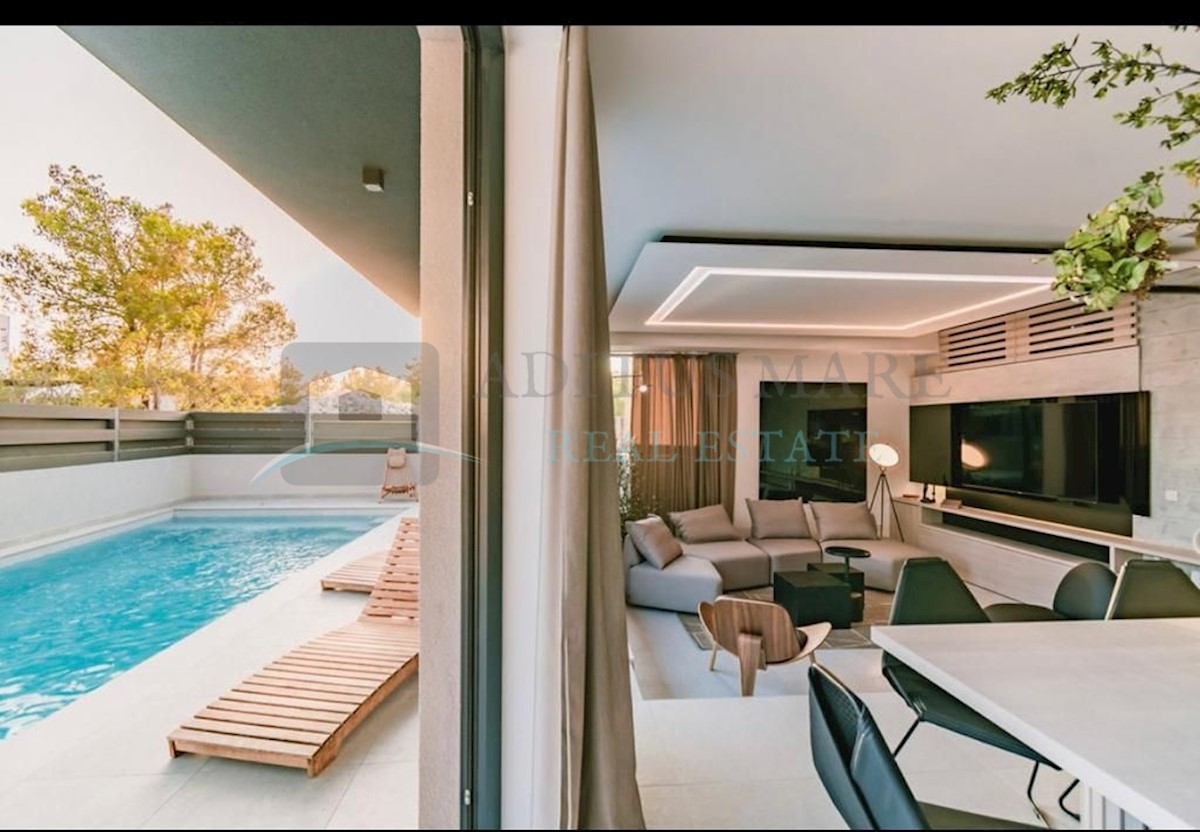 Maison À vendre - ŠIBENSKO-KNINSKA  VODICE 