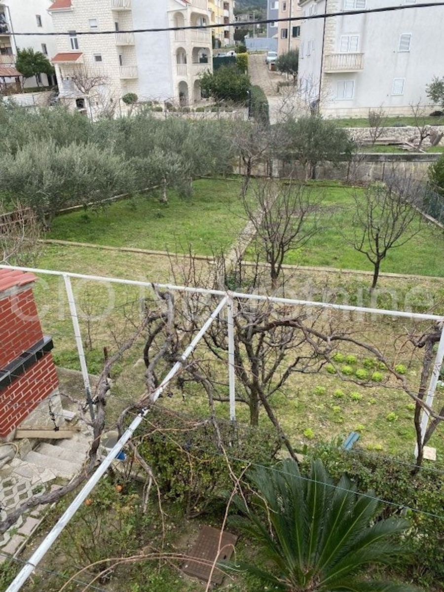 House For sale - SPLITSKO-DALMATINSKA  Podstrana