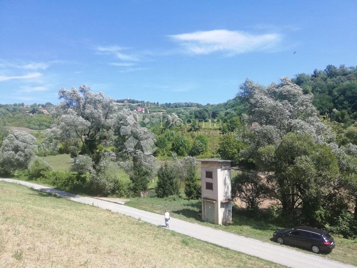 Terreno In vendita - KRAPINSKO-ZAGORSKA  SVETI KRIŽ ZAČRETJE 