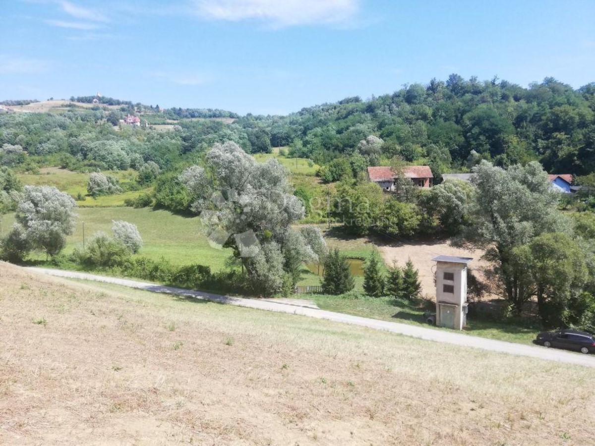 Parcela Naprodaj - KRAPINSKO-ZAGORSKA  Sveti Križ Začretje