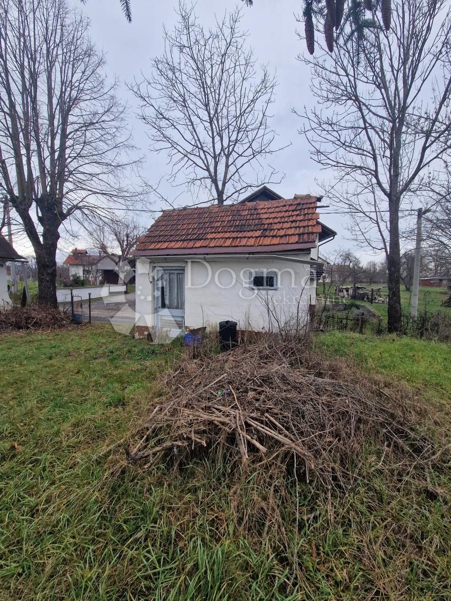 Haus Zu verkaufen - LIČKO-SENJSKA  GOSPIĆ 