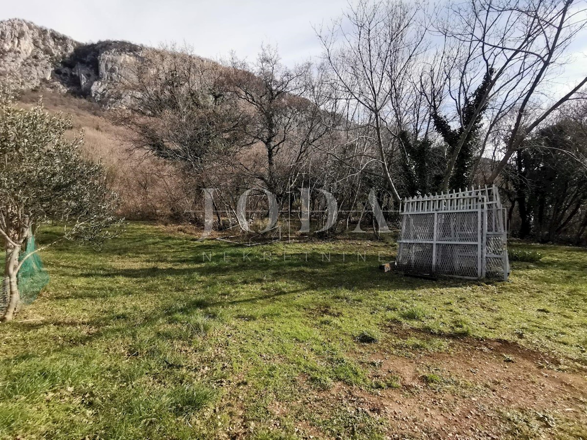 Zemljište Na prodaju - PRIMORSKO-GORANSKA  VINODOLSKA OPĆINA 