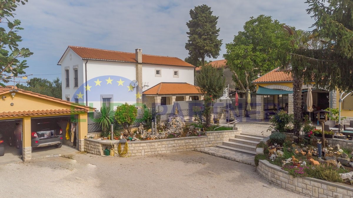Kuća Na prodaju - ISTARSKA  SVETI LOVREČ 