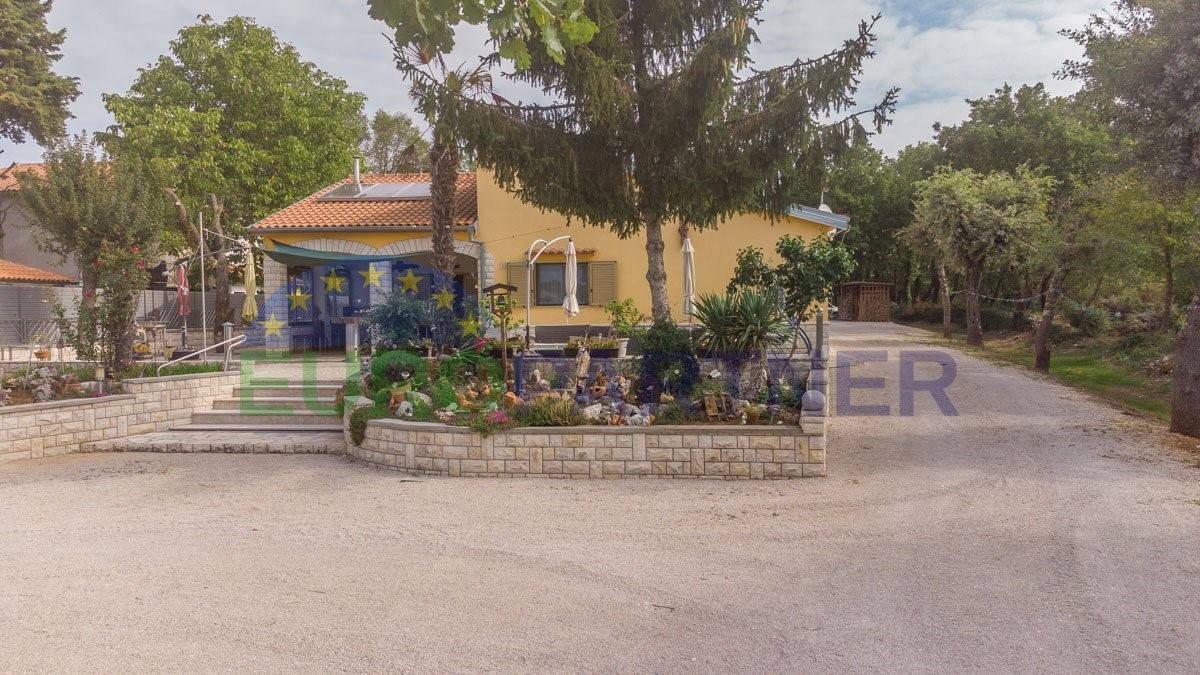 Kuća Na prodaju - ISTARSKA  SVETI LOVREČ 