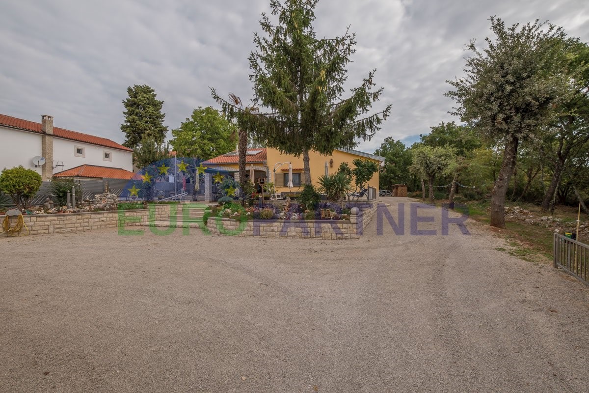 Kuća Na prodaju - ISTARSKA  SVETI LOVREČ 