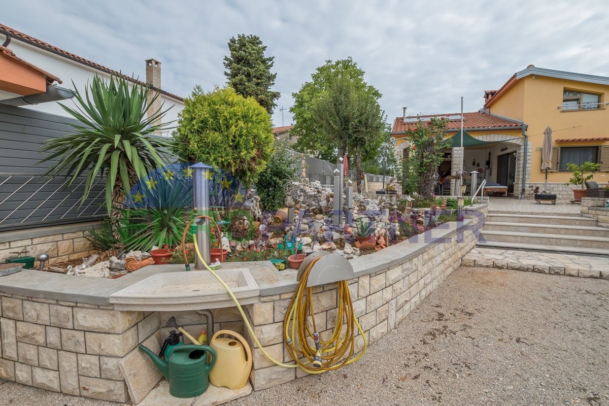 Kuća Na prodaju - ISTARSKA  SVETI LOVREČ 