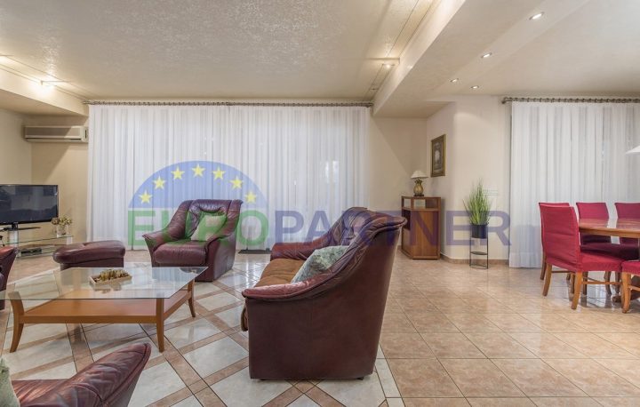 Casa In vendita - Istarska Poreč - foto 3/29