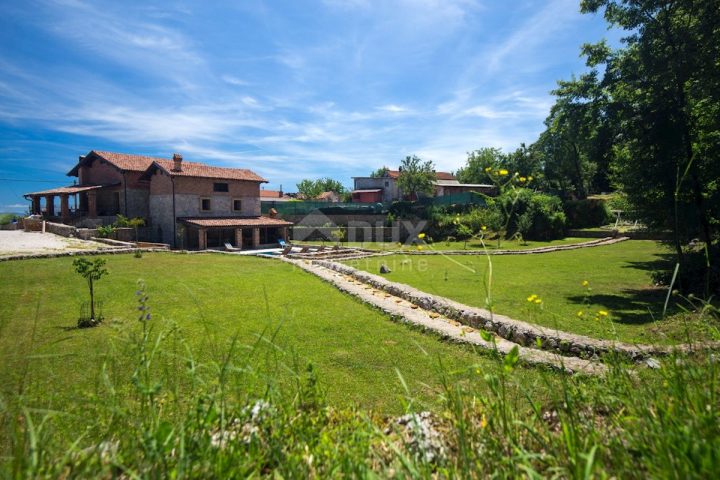 Hiša Naprodaj - Primorsko-goranska Opatija - foto 2/53