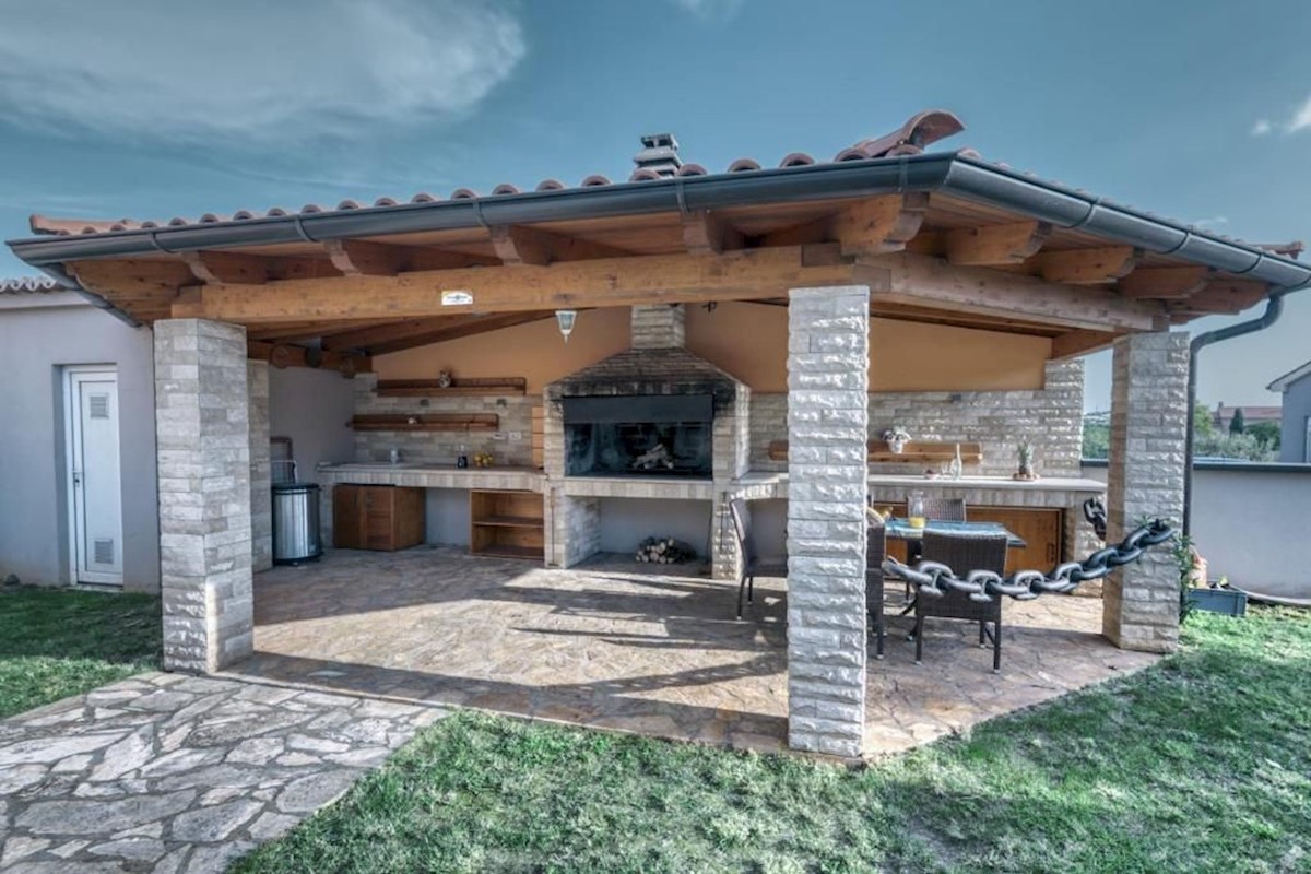 Haus Zu verkaufen - ISTARSKA  LIŽNJAN 